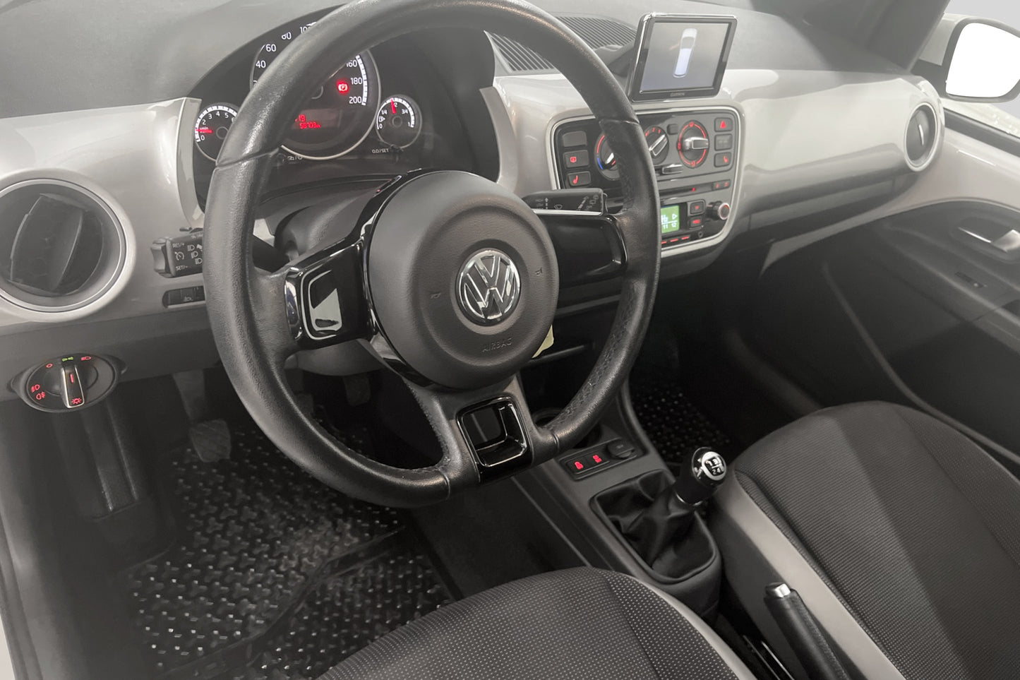 Volkswagen up! 5-d 75hk Premium Glaslucka Navi Drivepaket