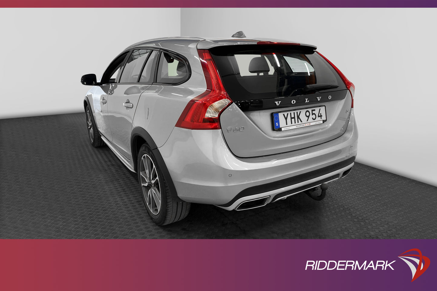 Volvo V60 Cross Country D4 Summum VOC Värmare Drag Skinn