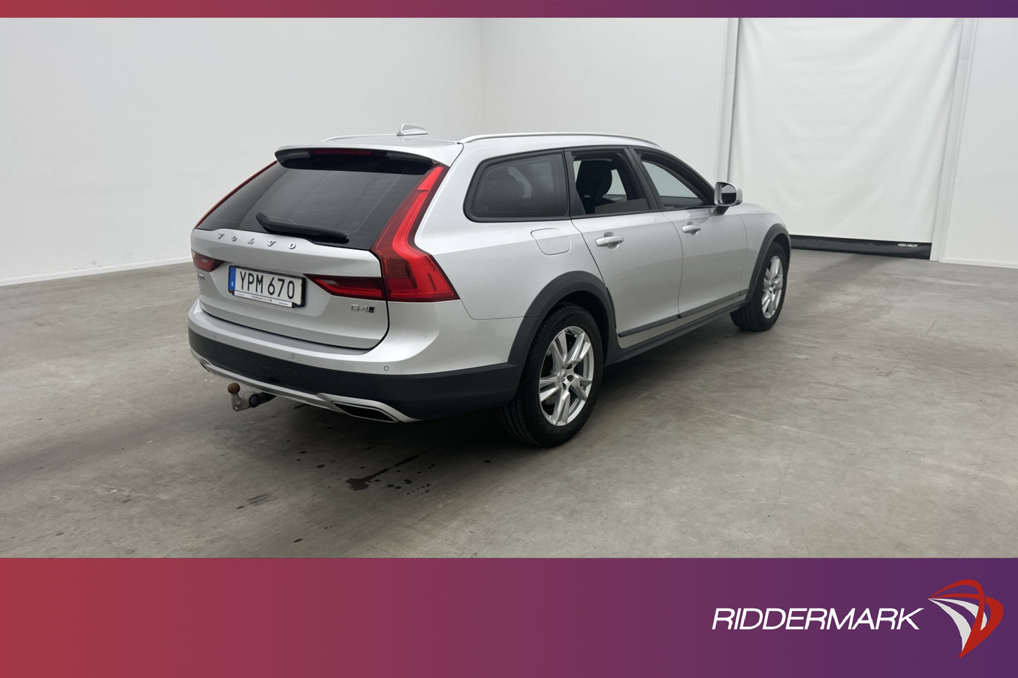 Volvo V90 Cross Country D4 AWD Momentum VOC D-Värm Drag