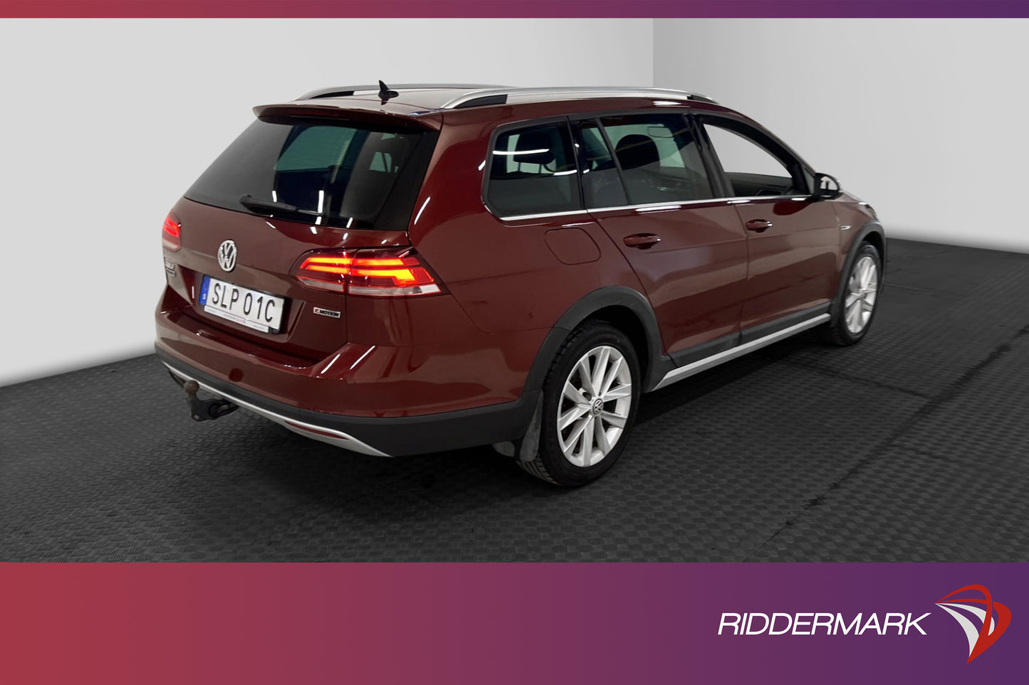 Volkswagen Golf Alltrack 4M 184hk Cockpit D-Värmare B-Kamera