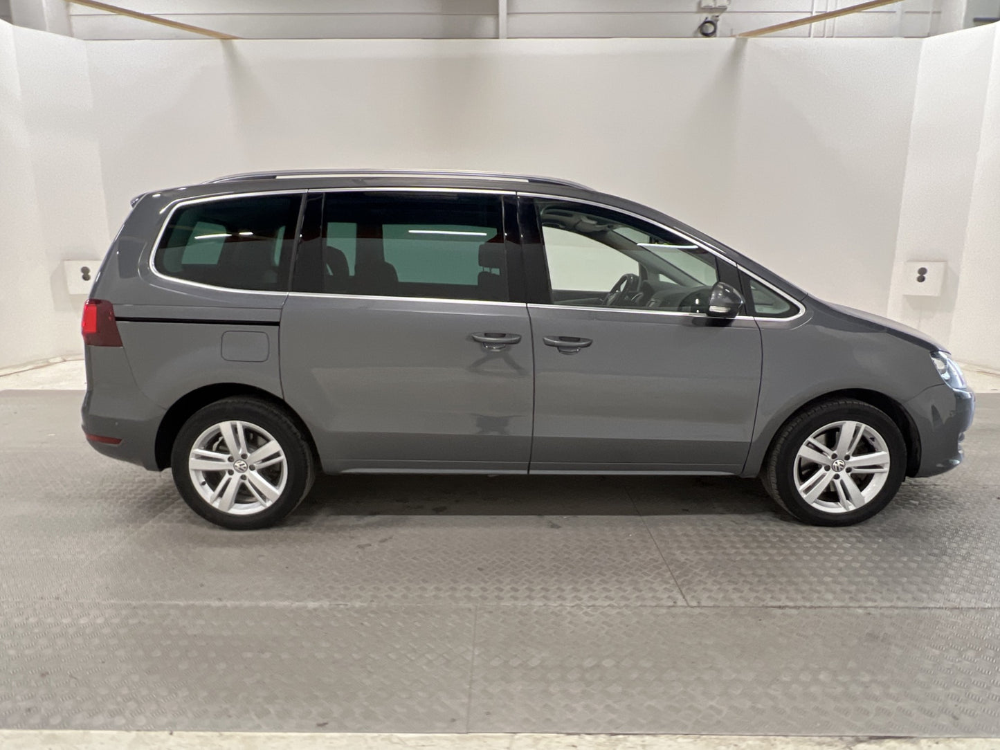 Volkswagen Sharan TDI 150hk 7-sits Värmare EL-Dörrar Pano