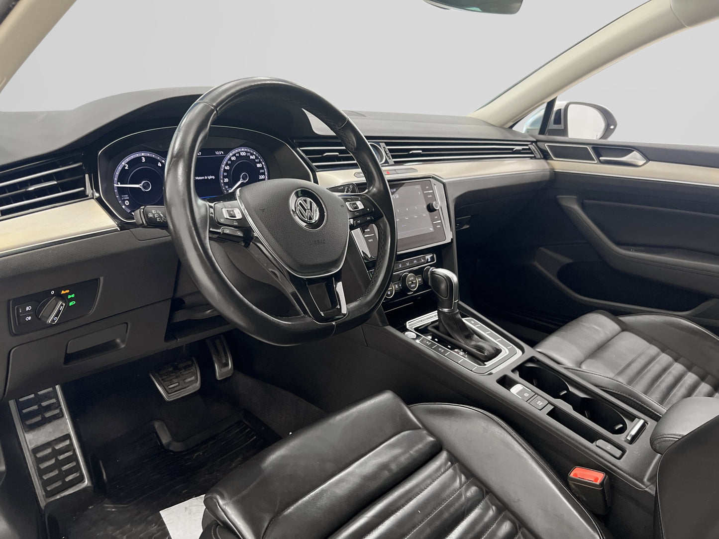 Volkswagen Passat Alltrack 2.0 TDI 4M Skinn D-värm Cockpit