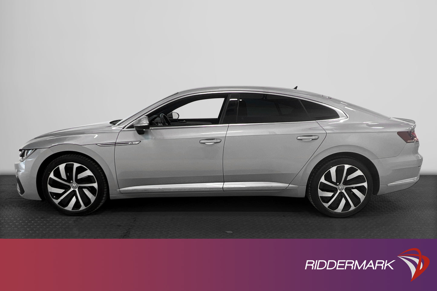 Volkswagen Arteon 190hk 4M GT FULL R-line Bkamera Dragkrok