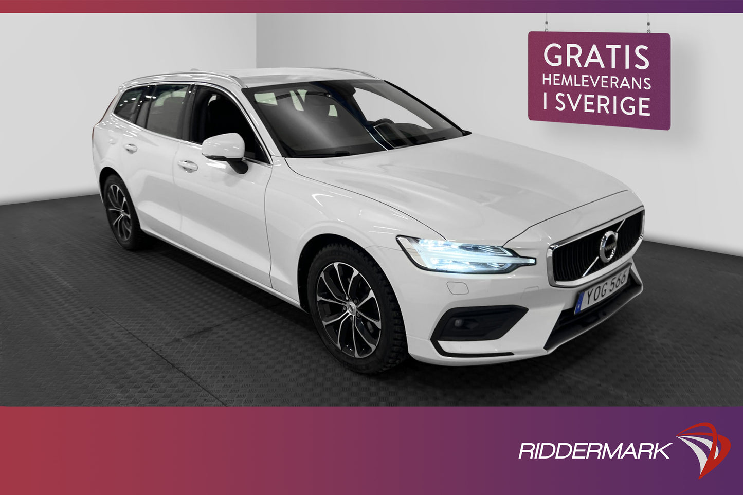 Volvo V60 D4 190hk Momentum Adv D-värm VOC B-kamera Navi