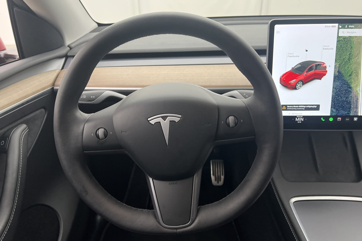 Tesla Model Y Long Range AWD En-bruk Dragkork MOMS Sv.Såld