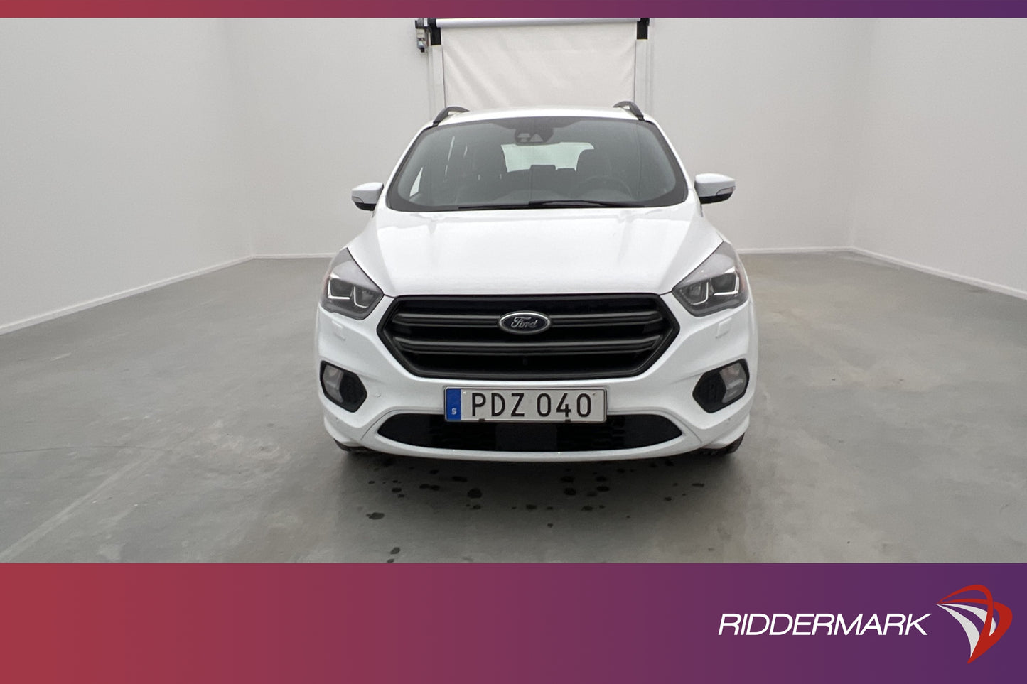 Ford Kuga 2.0 TDCi AWD ST-Line CarPlay P-sensorer 180hk