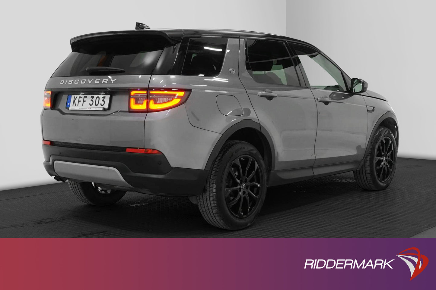 Land Rover Discovery Sport D180 MHEV AWD SE Pano Skinn MOMS