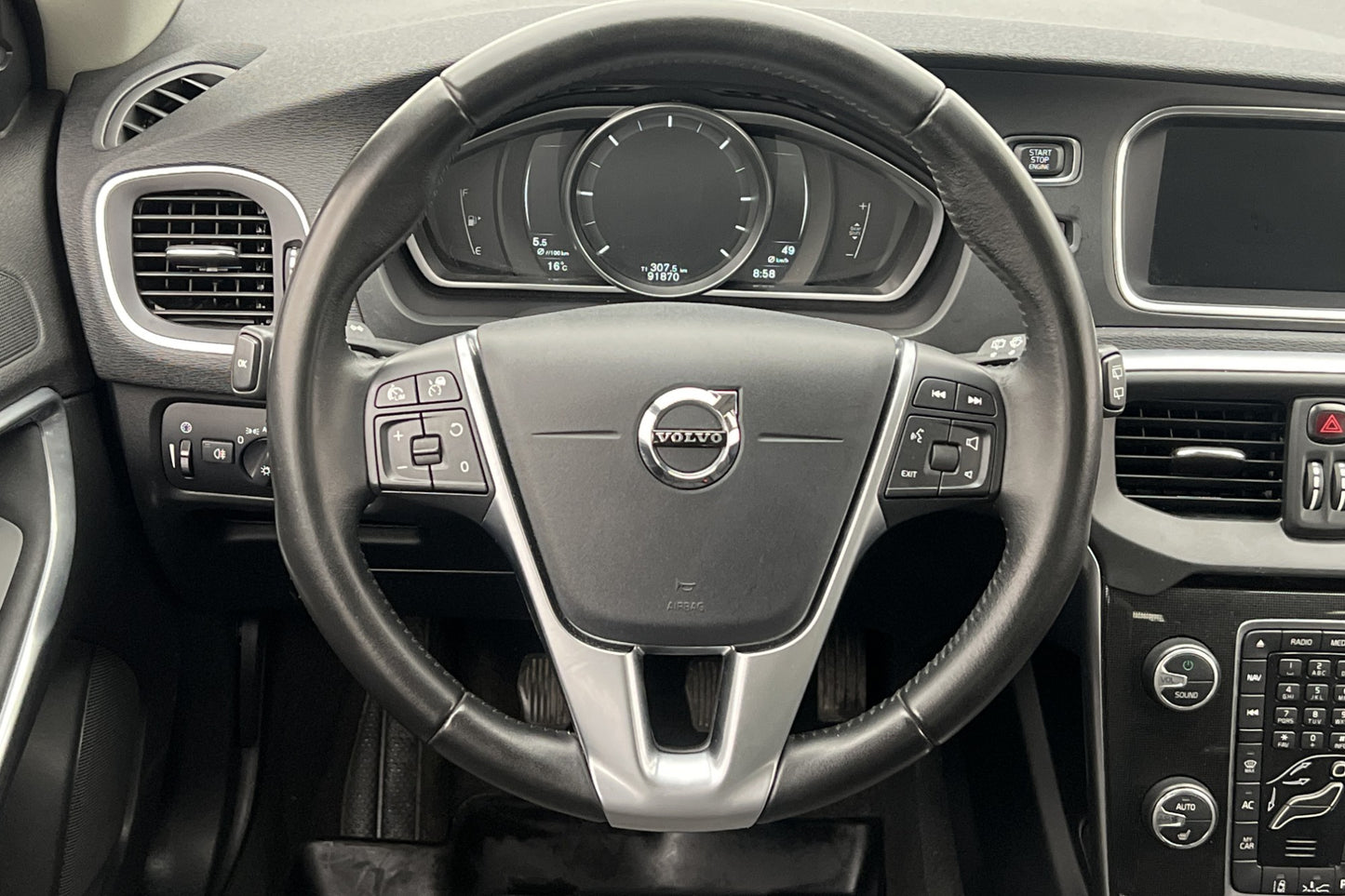 Volvo V40 Cross Country D3 150hk Momentum VOC B-Kamera Navi