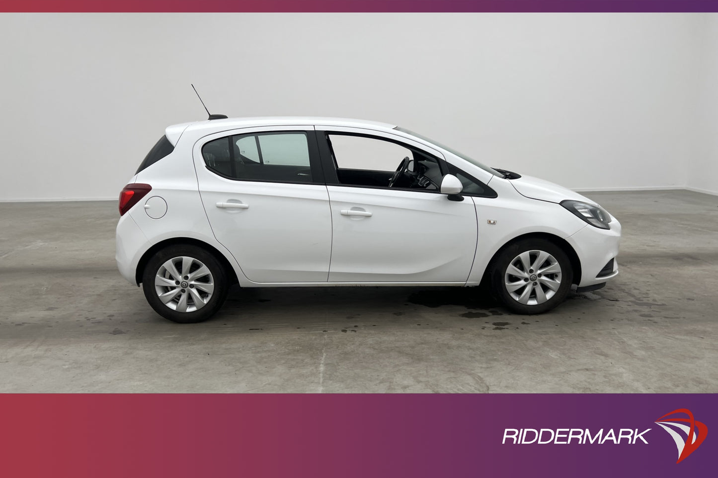 Opel Corsa 1.4 90hk Enjoy Sensorer Rattvärme Välservad