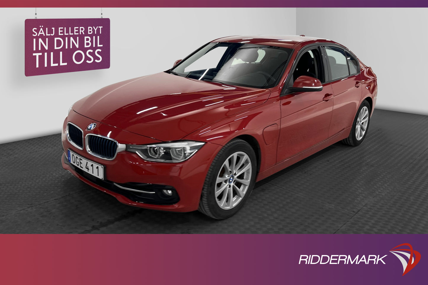 BMW 330e Sedan Navi M ratt P-sensorer Nyservad 252hk