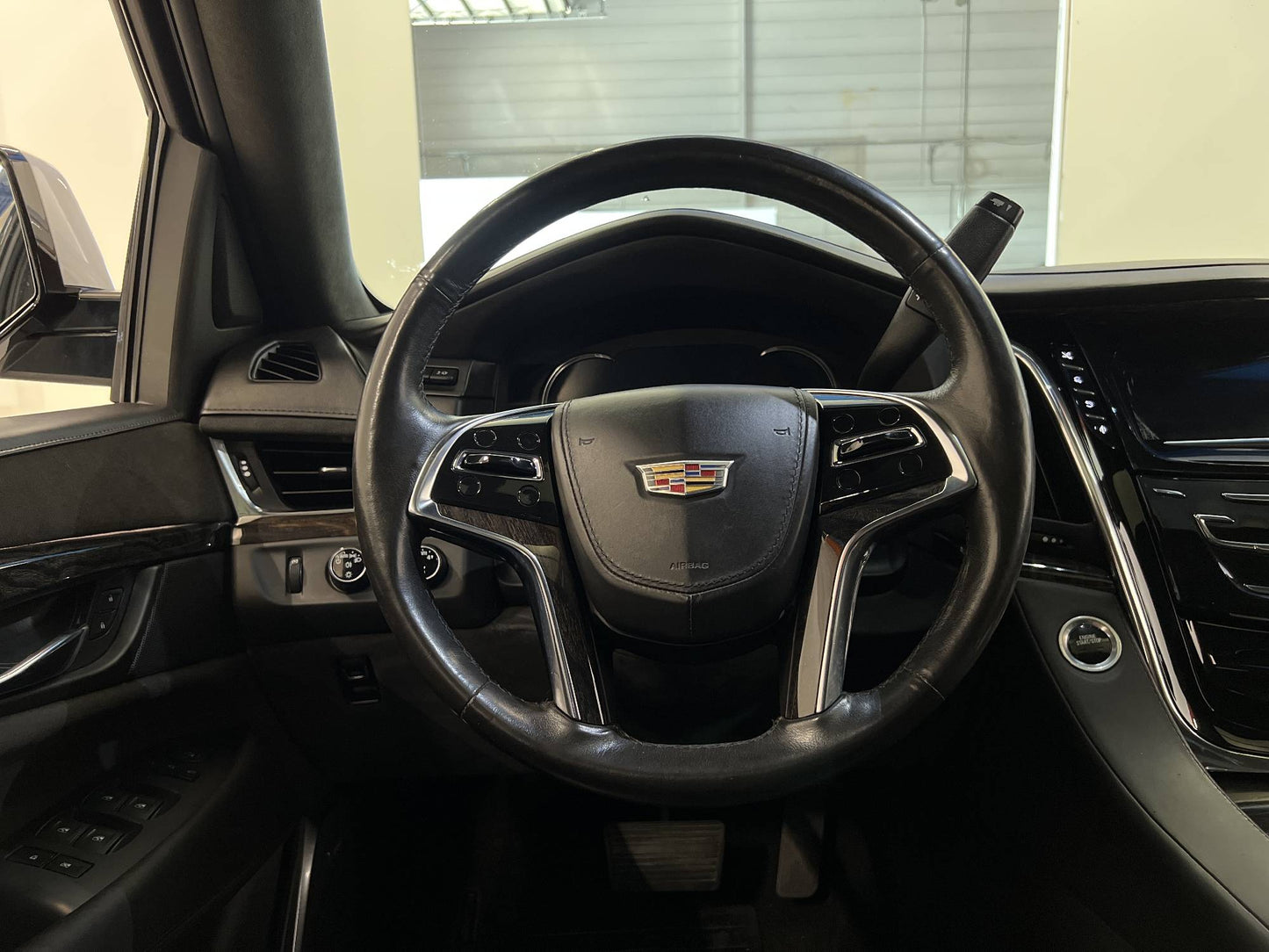 Cadillac Escalade ESV Platinum 426hk 7-Sits Taklucka HUD