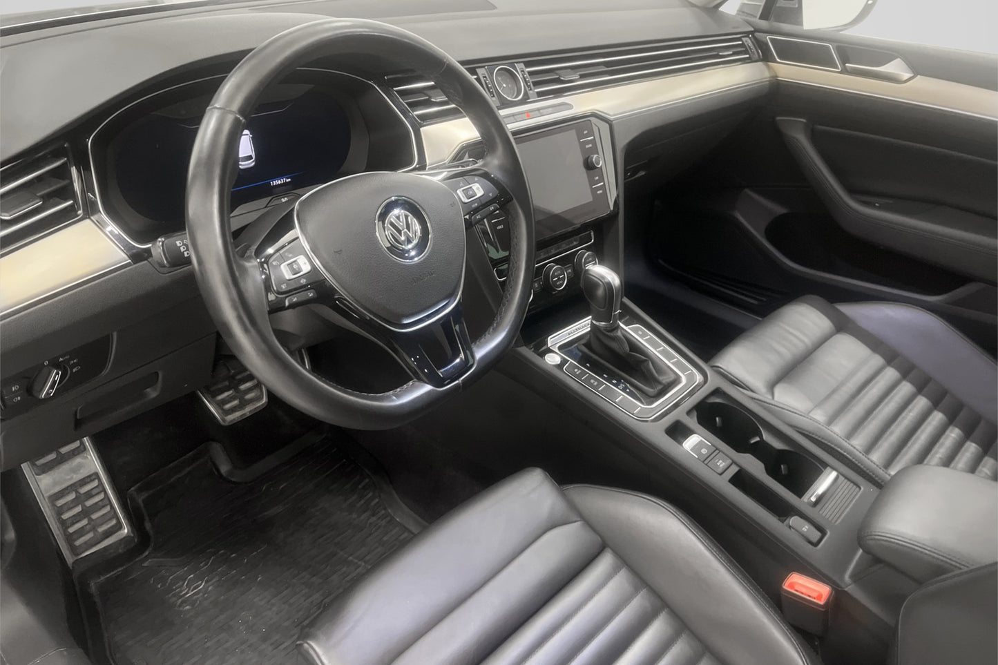 Volkswagen Passat Alltrack 4M D-värm Cockpit B-kamera MOMS