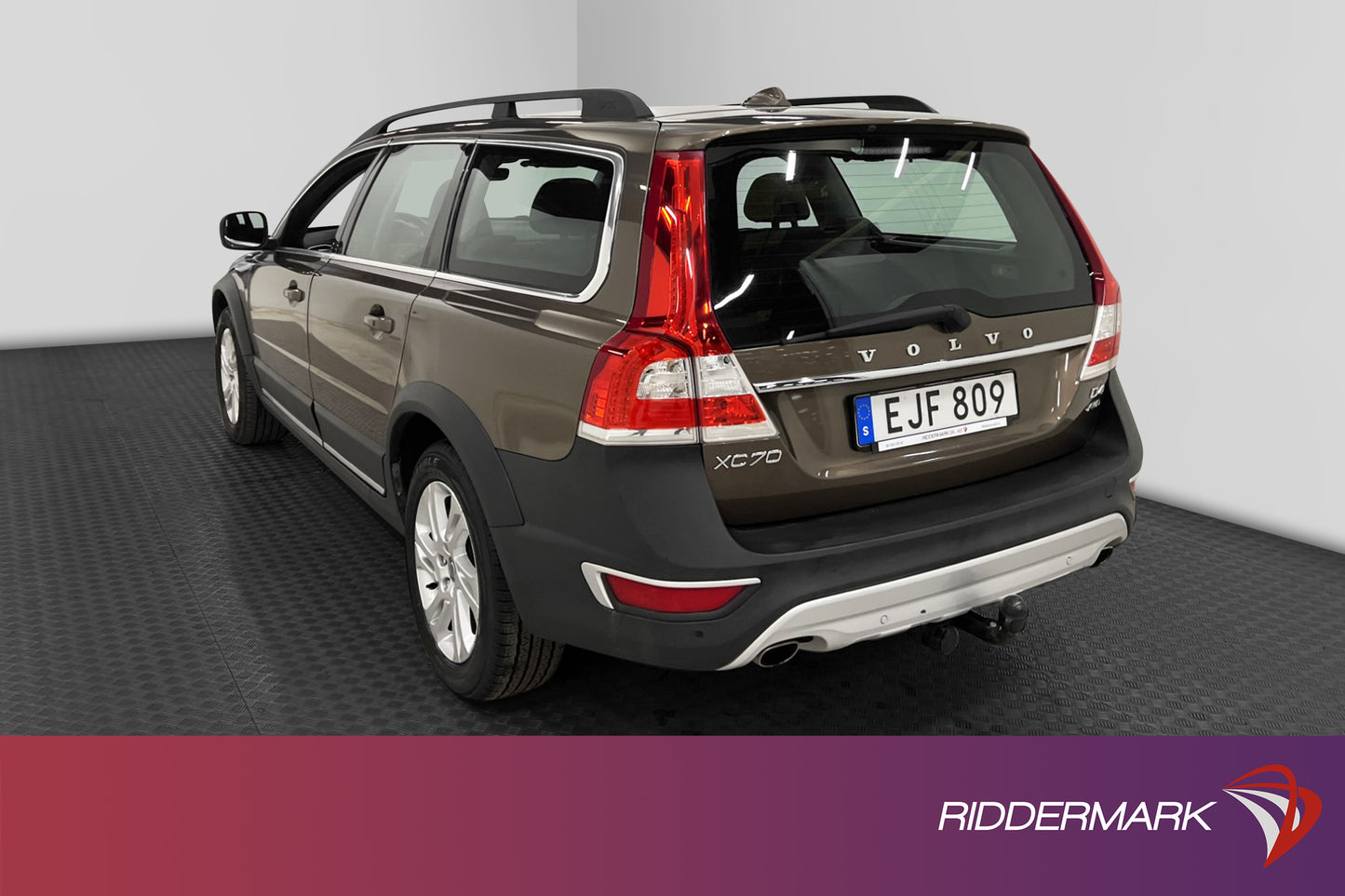 Volvo XC70 D4 181hk AWD Summum Taklucka D-Värm VOC Navi Drag