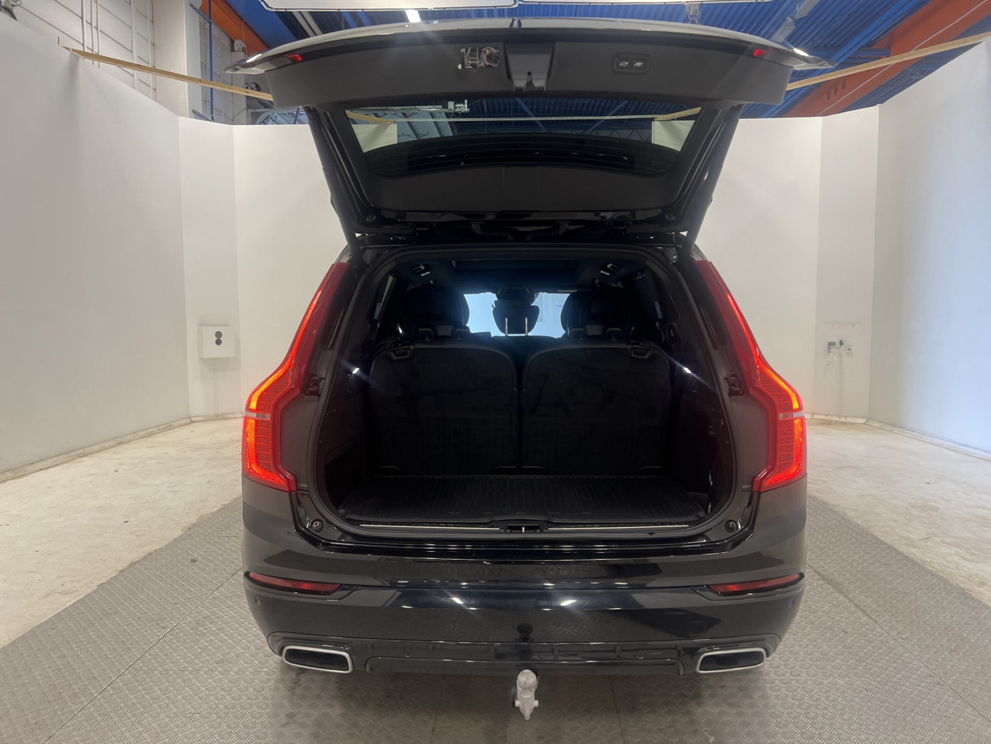 Volvo XC90 T8 TwEn AWD 392hk R-Design Pano Navi HuD 360*