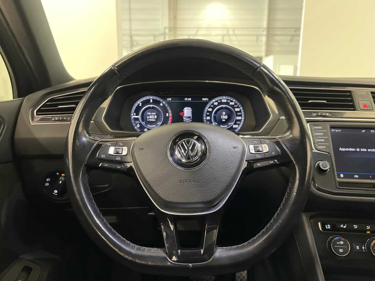 Volkswagen Tiguan 4M GTS 240hk R-Line Cockpit Pano Värmare