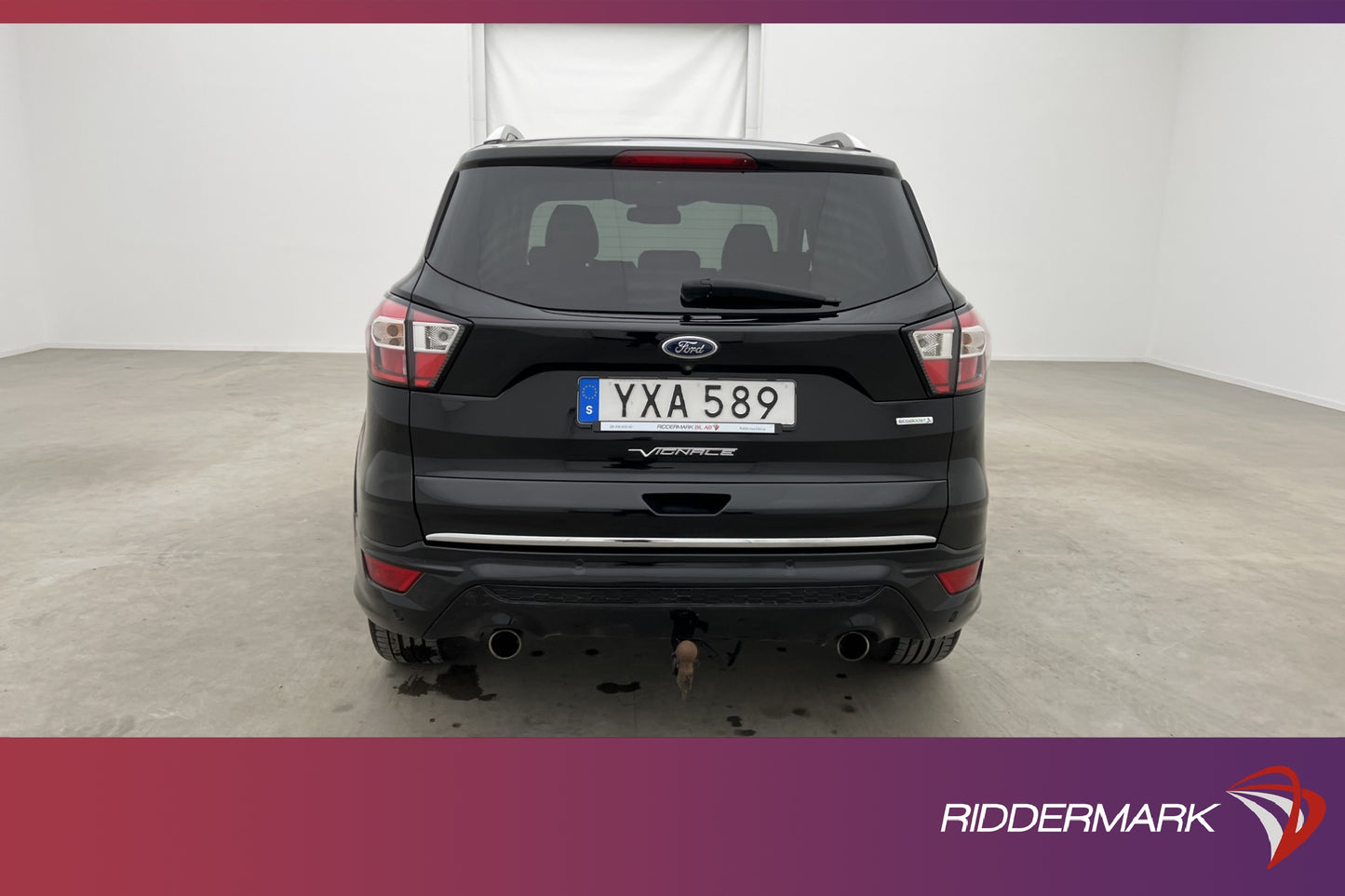 Ford Kuga 2.0 AWD 242hk Vignale Värm Skinn Kamera Navi Drag