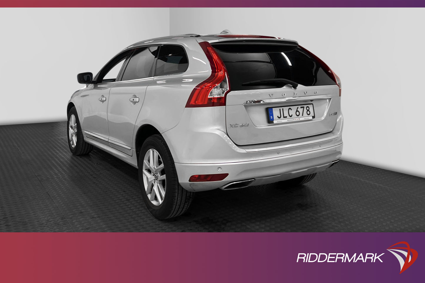 Volvo XC60 D4 AWD 190hk Summum VOC Pano Kamera Navi BLIS