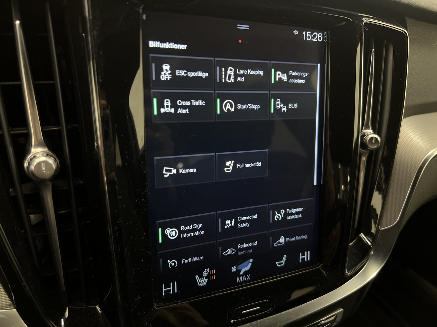 Volvo S60 T5 250hk R-Design VOC Värmare H/K Kamera CarPlay