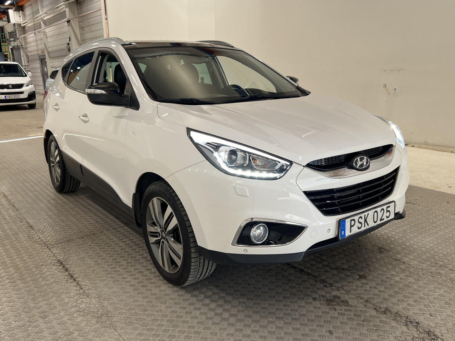 Hyundai ix35 2.0 CRDi AWD 136hk Drag Skinn PDC Navi Keyless