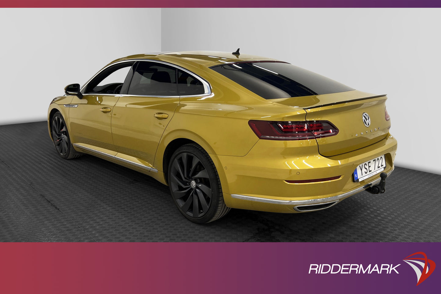 Volkswagen Arteon 4M 240hk R-Line Cockpit Pano Dynaudio 360°