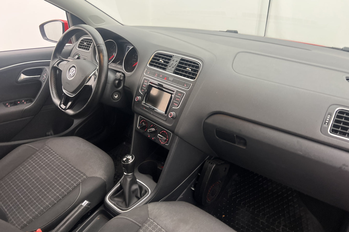 Volkswagen Polo 1.2 TSI 90hk Värmare Bluetooth Låg-Årsskatt