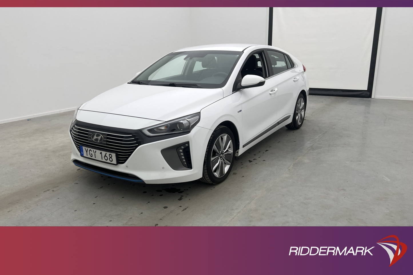 Hyundai Ioniq 1.6 DCT 141hk B-Kamera Navi Infinity SV-Såld