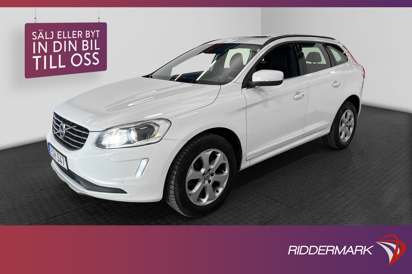 Volvo XC60 D4 AWD 181hk Momentum Panorama VOC P-värmare