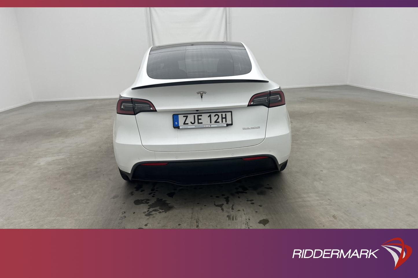 Tesla Model Y Performance AWD AP En-brukare Svensksåld