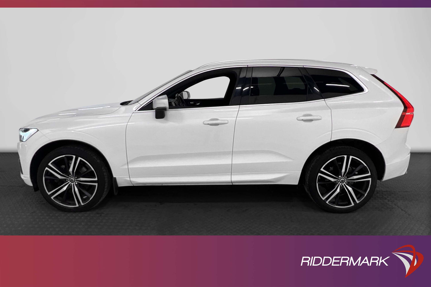 Volvo XC60 T5 AWD R-Design VOC Värmare Kamera Drag Pano Navi