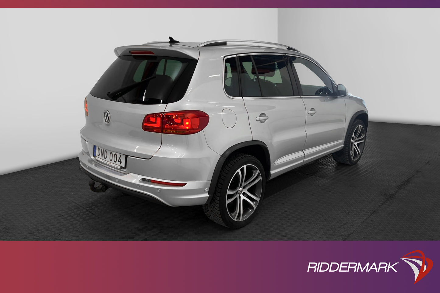 Volkswagen Tiguan 4M 184hk R-Line Pano Värmare Skinn Dragpkt