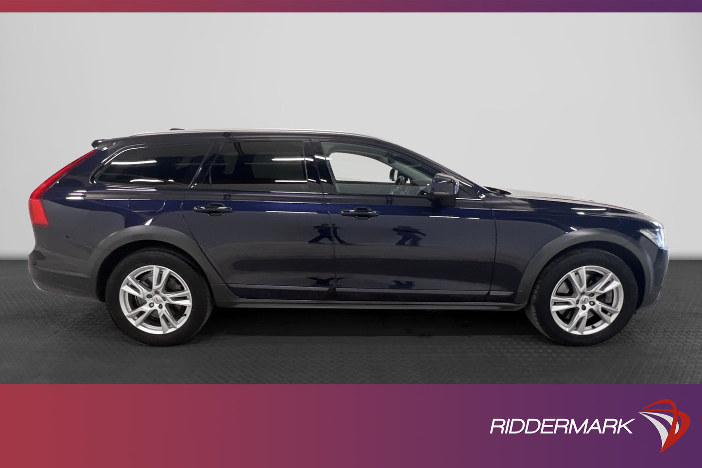 Volvo V90 Cross Country D4 AWD Skinn H/K Skinn B-Kam HUD VOC