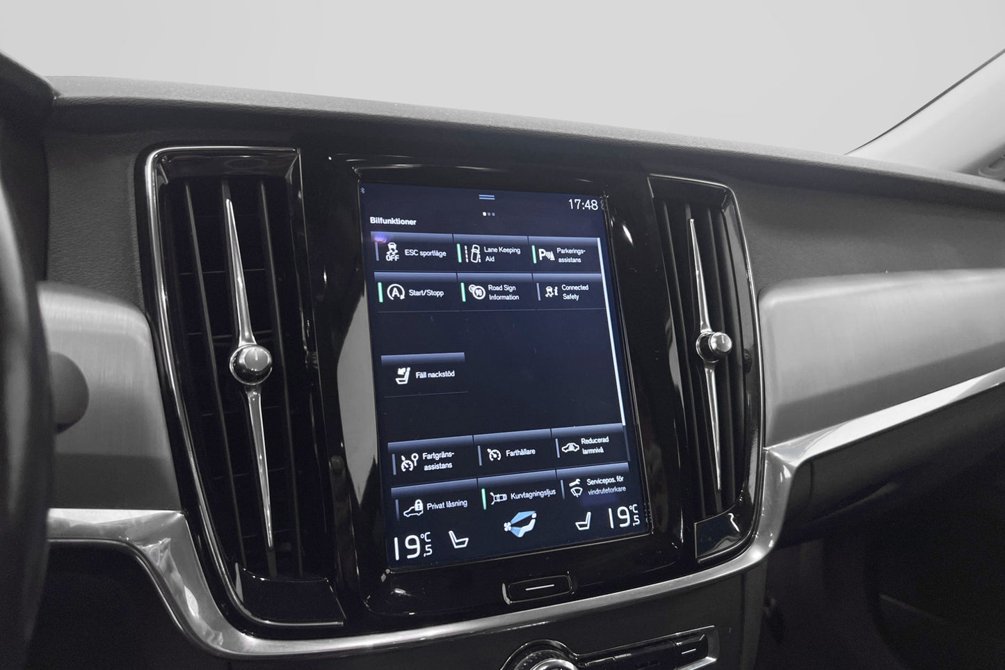 Volvo S90 D4 190hk Advanced VOC Värmare Carplay PDC Välserv