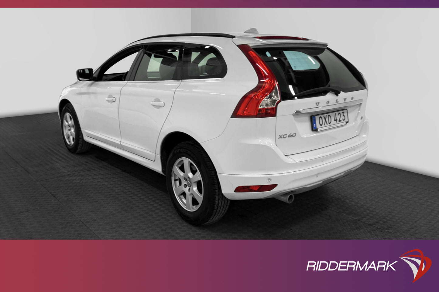 Volvo XC60 D3 150hk D-värm Halvskinn Rattvärme PDC