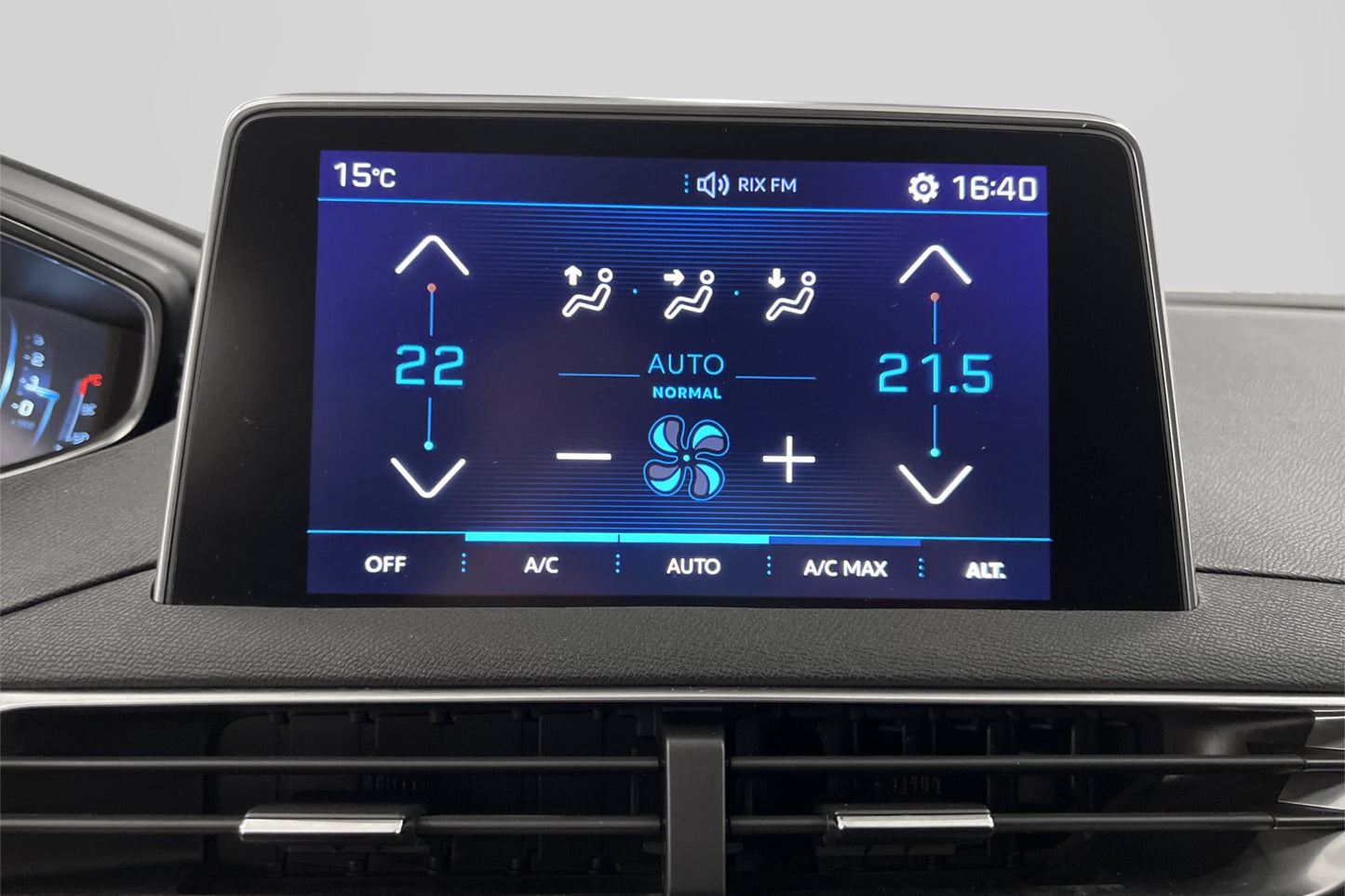 Peugeot 5008 1.6 BlueHDi 120hk Allure Dragkrok CarPlay