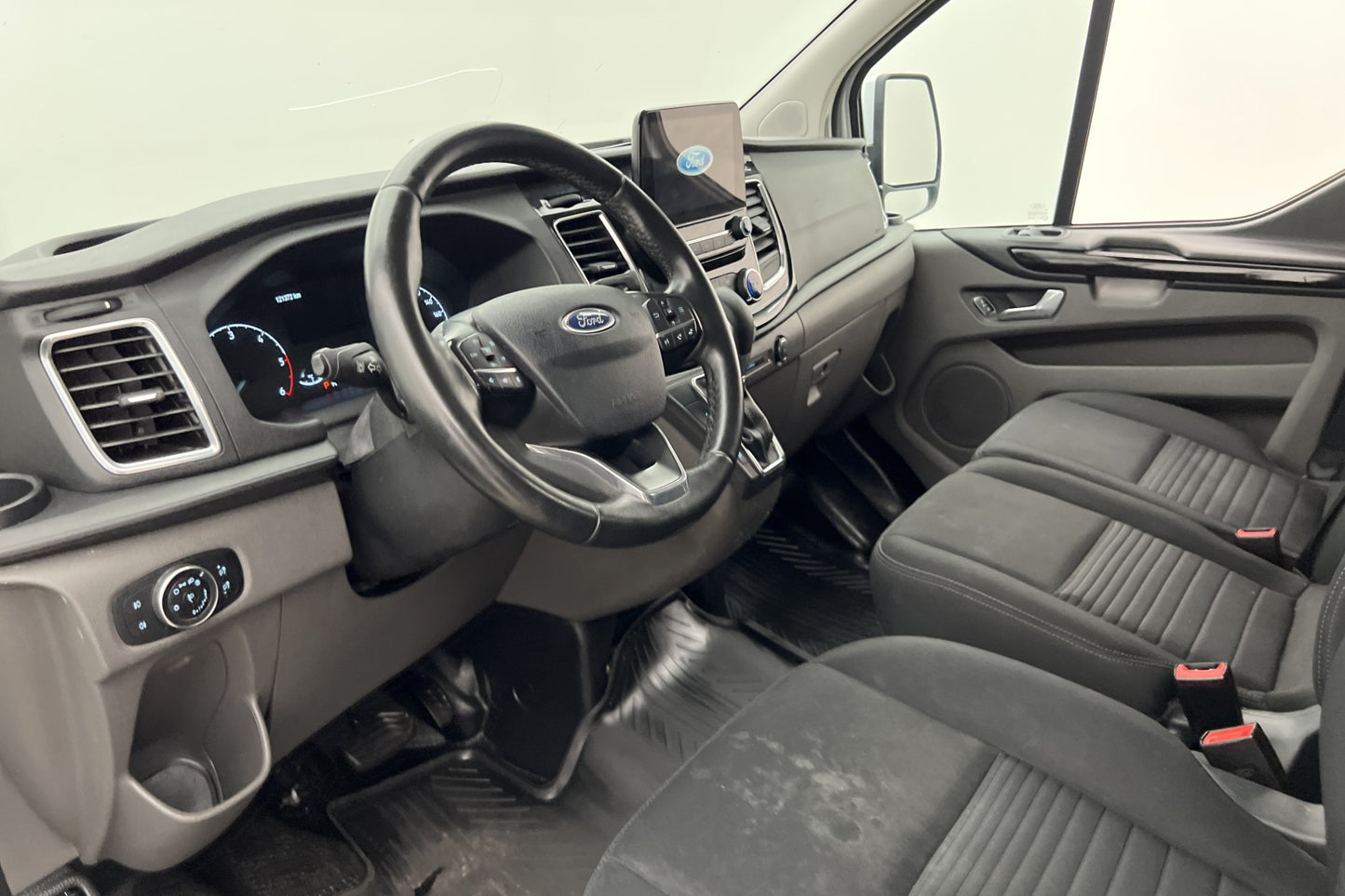 Ford Transit Custom 2.0TDCi Värmare SYNC-3 B-Kamera Moms