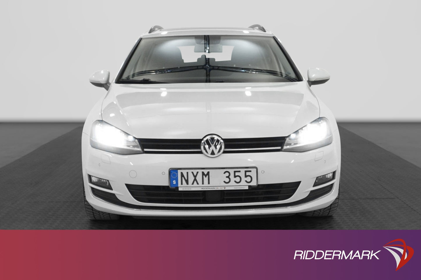 Volkswagen Golf 2.0 TDI 150hk DSG D-värm Dragkrok Panorama