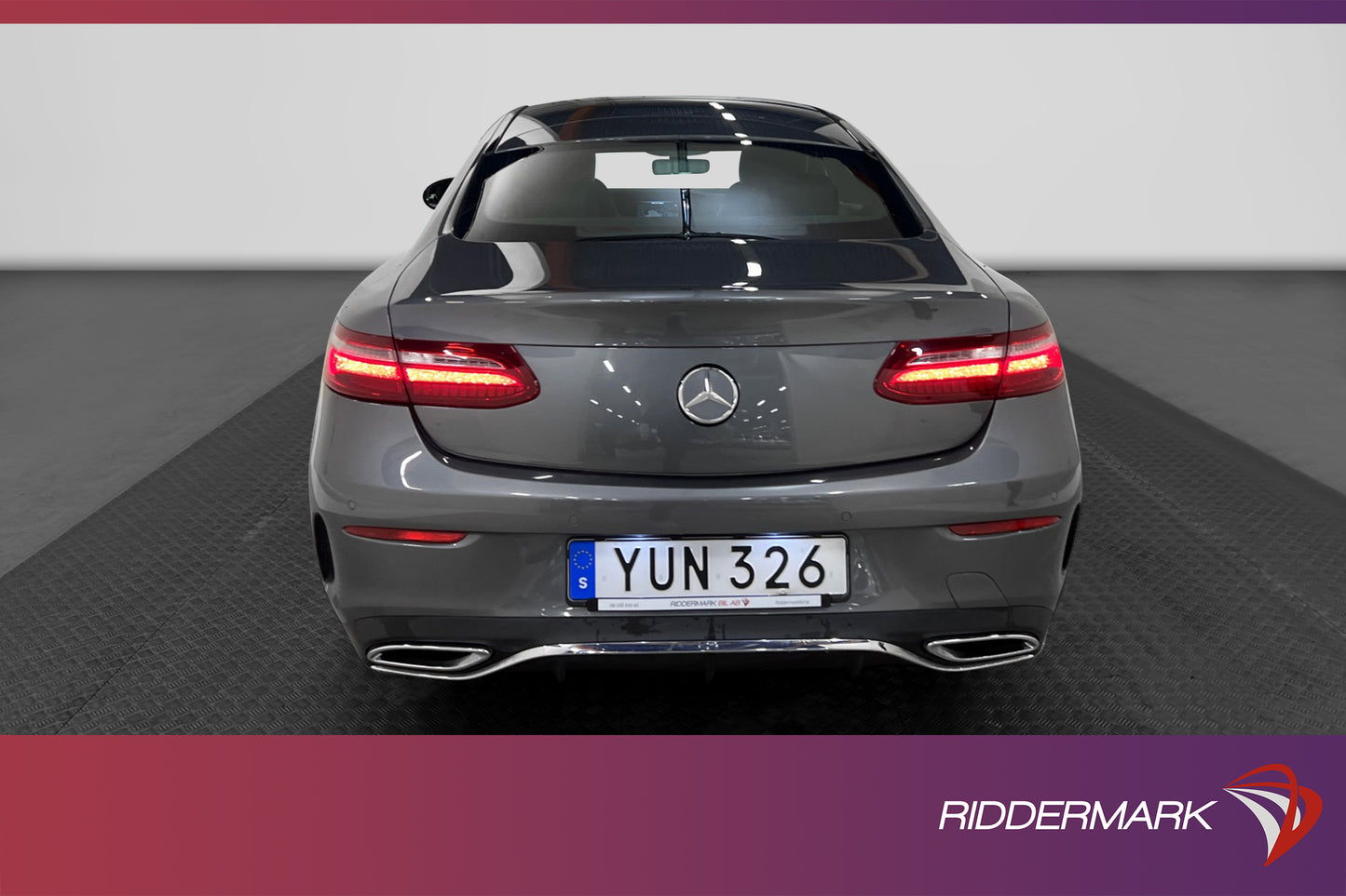 Mercedes-Benz E 220 d Coupé 4M AMG Värmare Pano Skinn Kamera