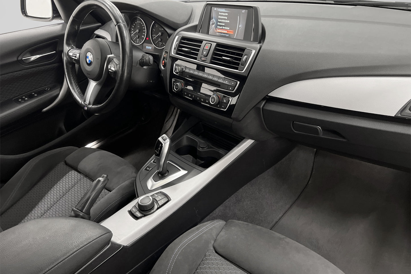 BMW 118i Steptronic 136hk M Sport Sensorer Rattvärme Välserv