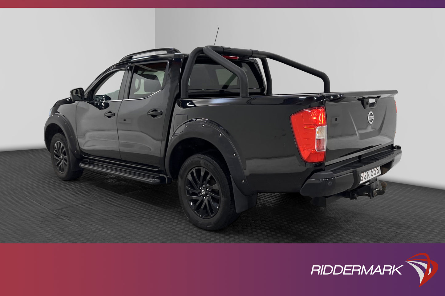 Nissan Navara N-Guard 2.3dCi 4WD Värmare Dragkrok Diff Moms