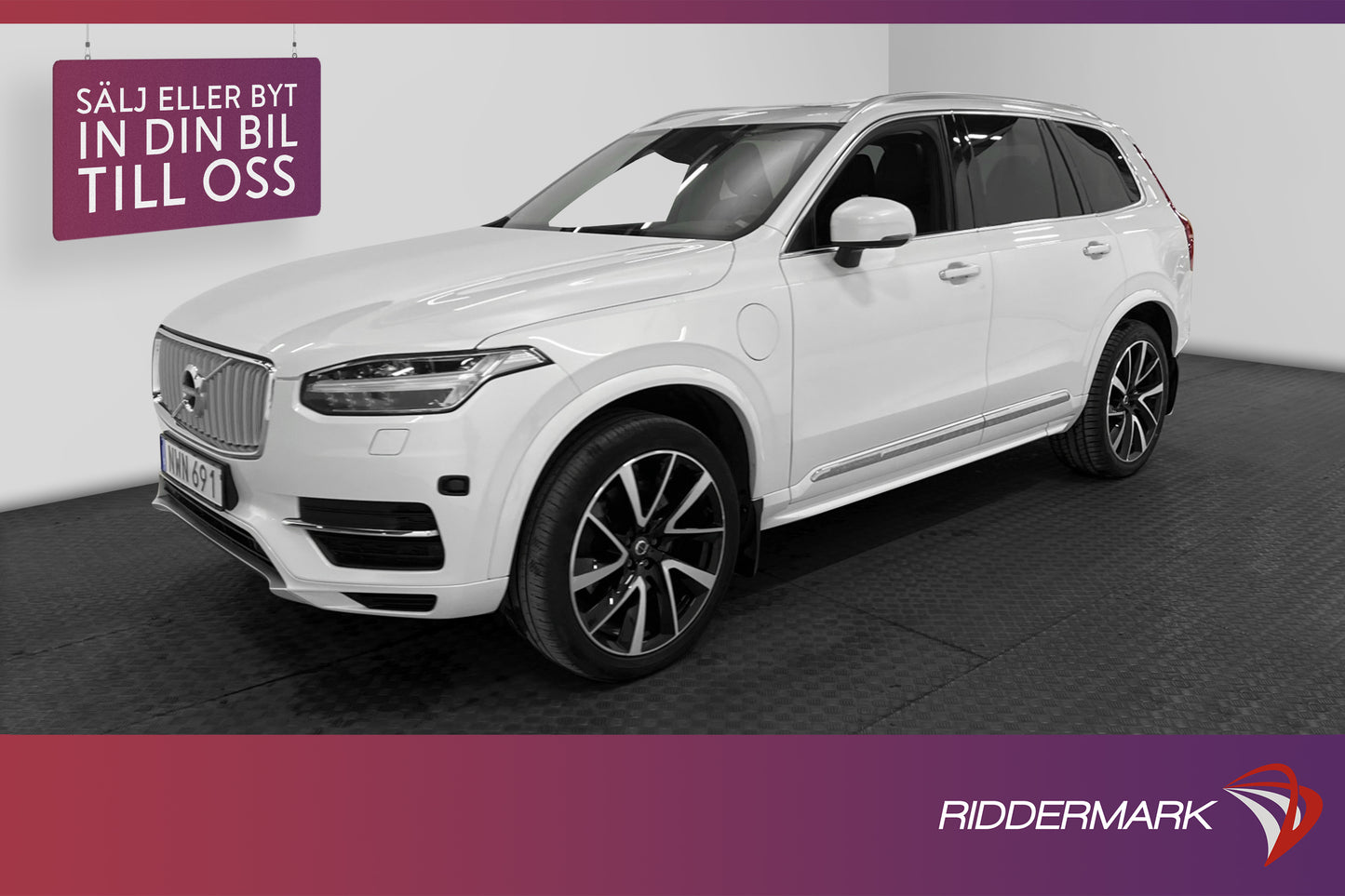 Volvo XC90 T8 AWD Inscription D-värm VOC HUD 360 7-sits Pano