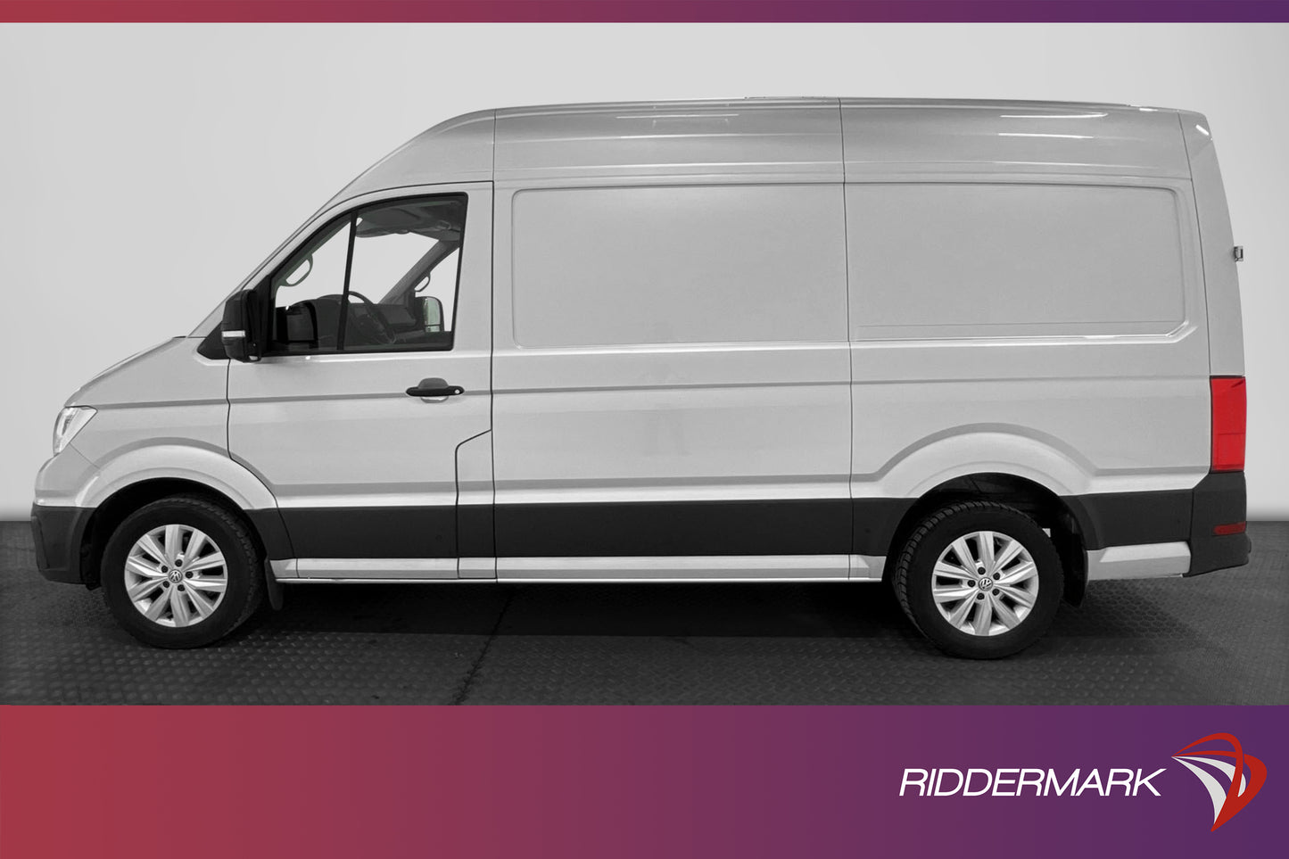 Volkswagen Crafter 2.0TDI 177hk L2H2 Värmare Dragkrok Moms