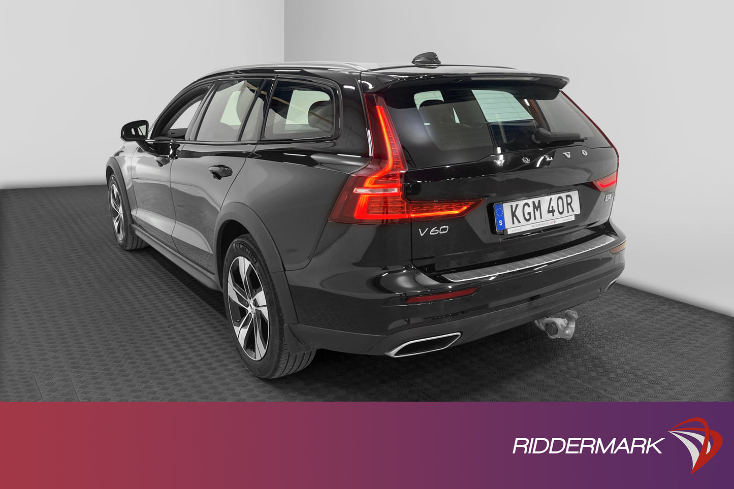 Volvo V60 Cross Country B4 AWD Momentum H/K B-Kam Navi MOMS