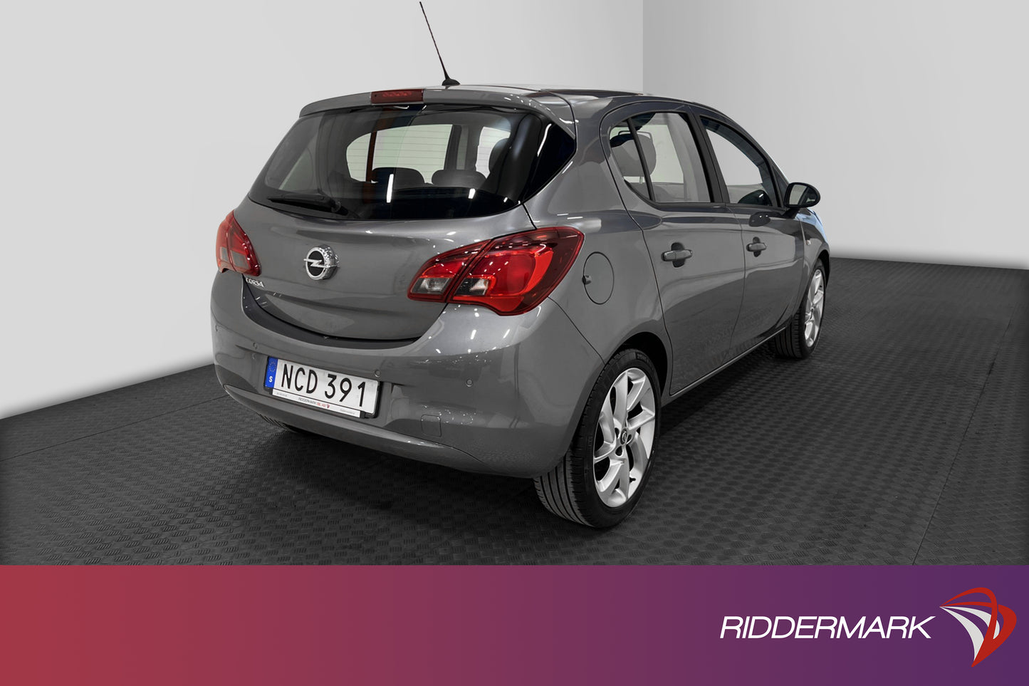 Opel Corsa 5-dörrar 1.4 90HK Carplay PDC 0,44l/mil