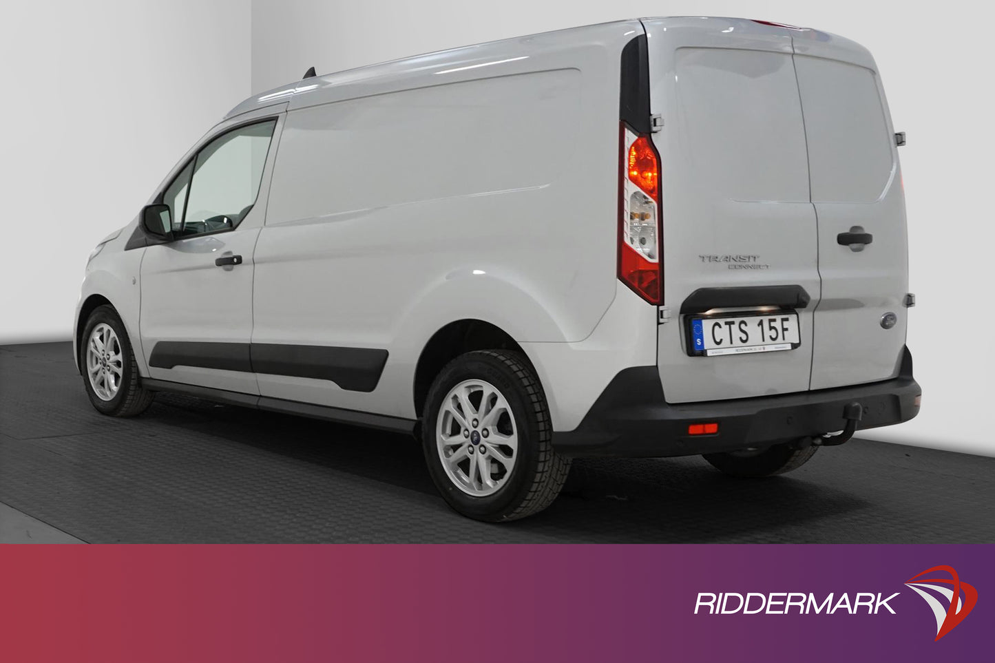 Ford Transit Connect LWB 120hk Värmare Dragkrok Kamera Moms