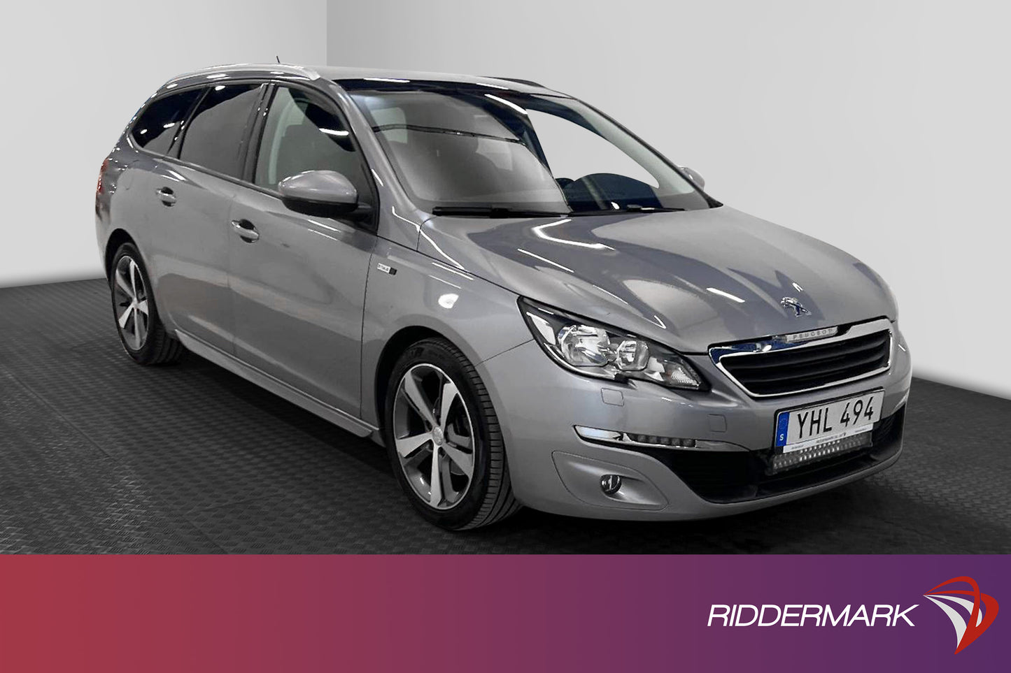 Peugeot 308 1.2 e-THP Style Kamera Pano Navi Motorvärmare