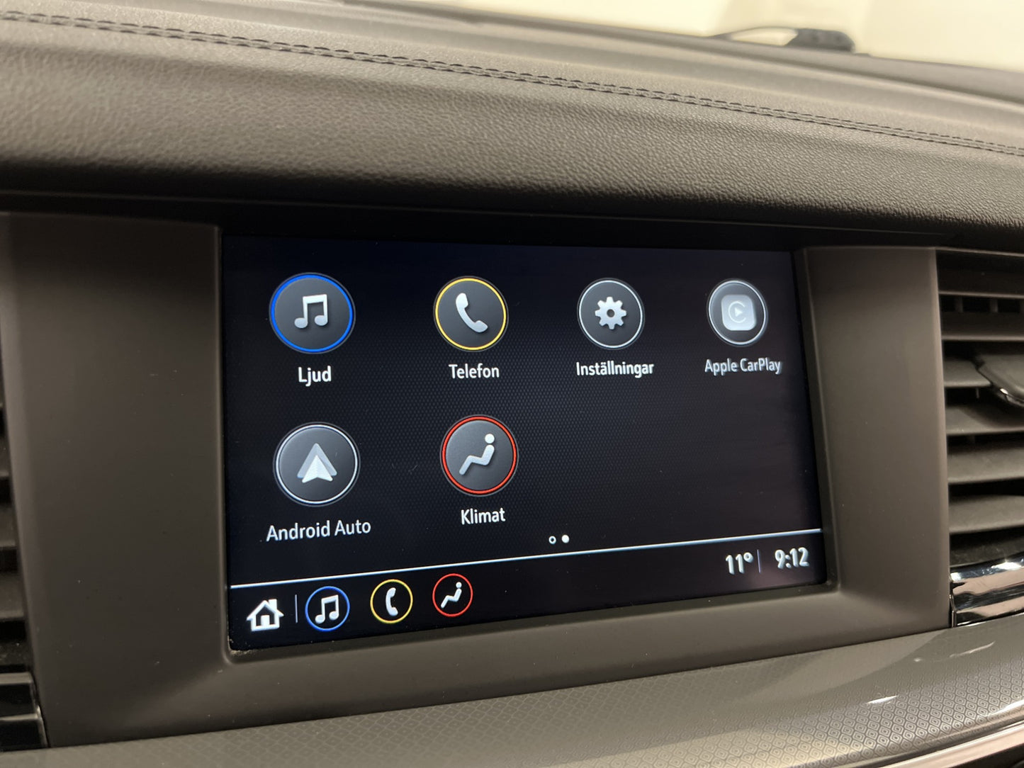 Opel Insignia Sports Tourer 165hk Carplay Keyless P-Sensorer