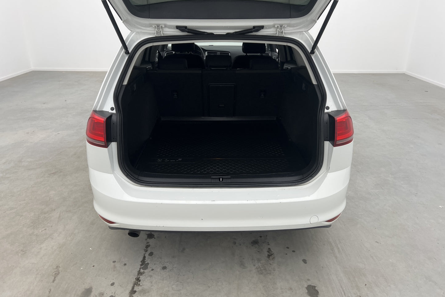 Volkswagen Golf TSI 105hk Adaptiv farth. Välservad 0.5L/mil