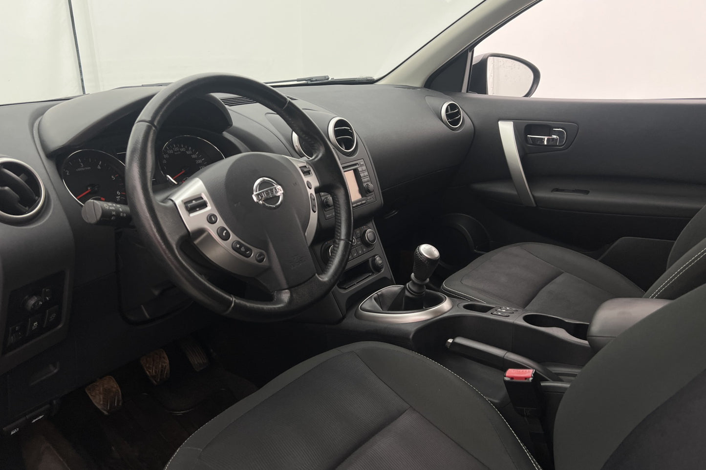 Nissan Qashqai 1.6 dCi 130hk En-brukare Värmare Kamera Navi