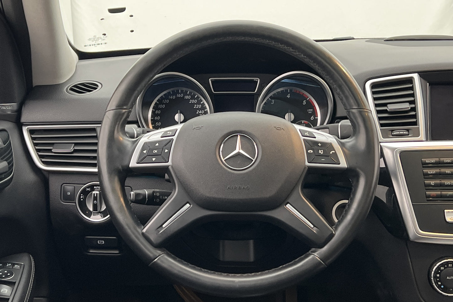 Mercedes-Benz ML 350 4M 258hk AMG Värm Pano 360° Skinn Drag