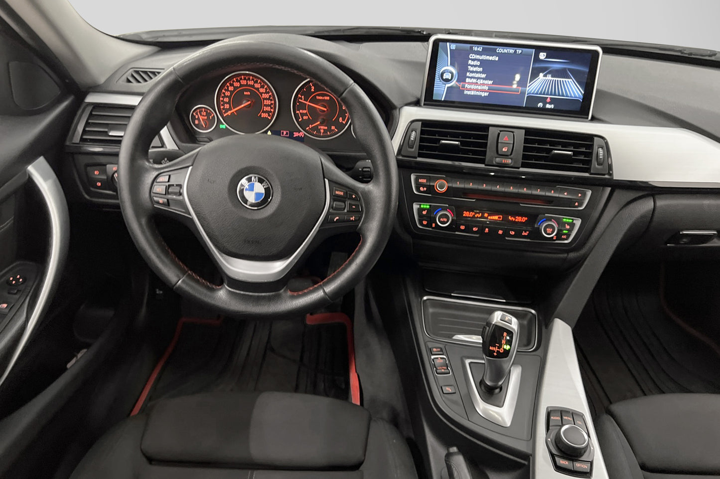 BMW 320d xDrive 184hk Sportline Backkamera Dragkrok